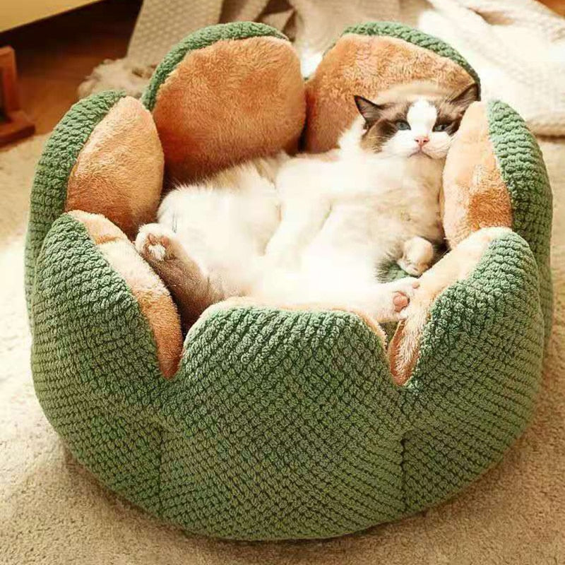Petal-shaped Pet Beds Kennel Winter Warm House